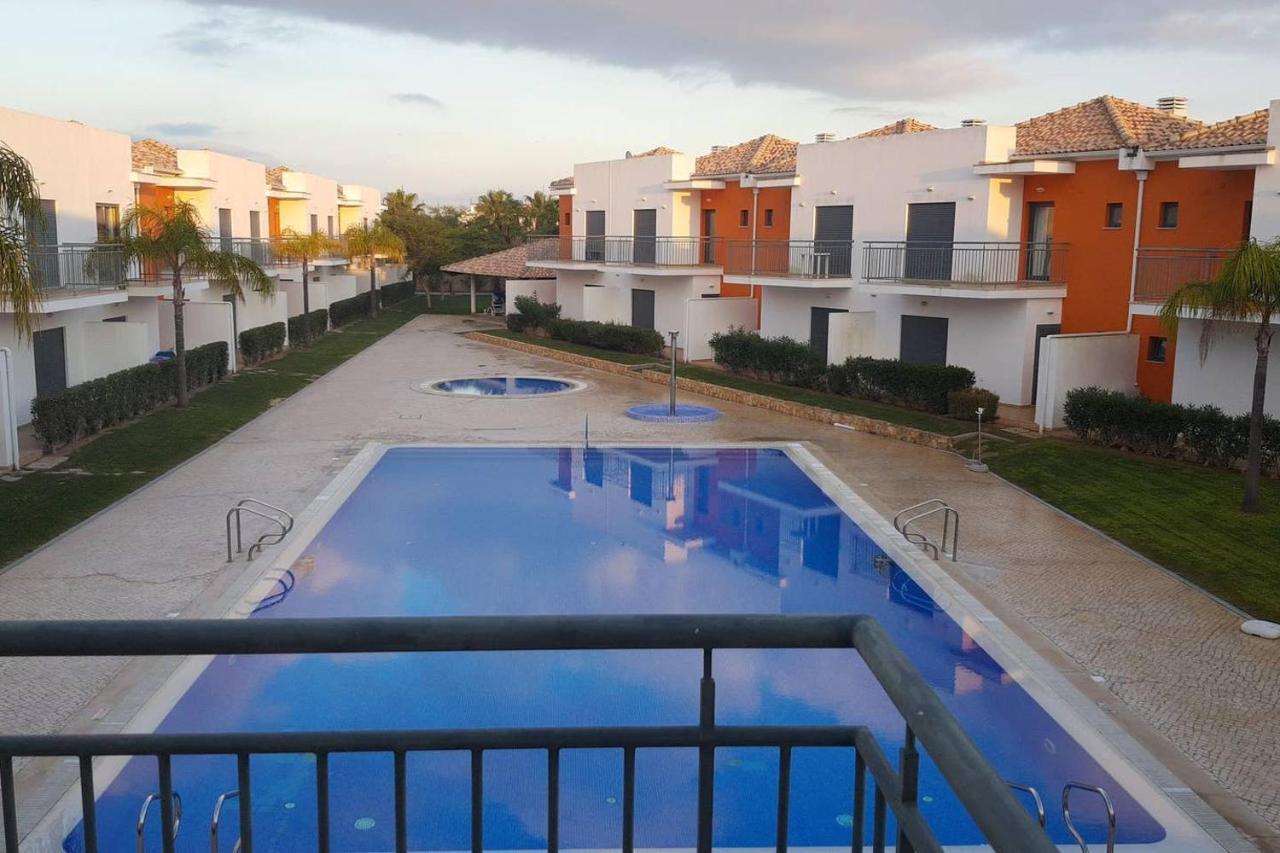 Jardins De Pera Vila M Exterior photo