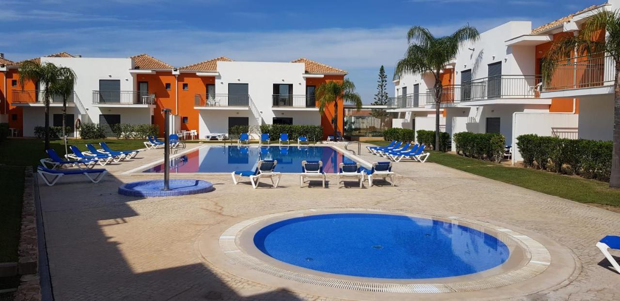Jardins De Pera Vila M Exterior photo